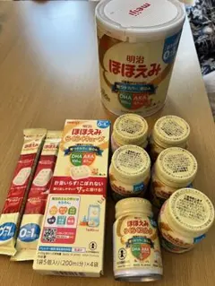 ほほえみ　800g らくらくミルク　6缶　らくらくキューブ