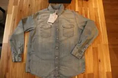 TOMMYHILFIGE リラックスフィット ブラウス, ライトブルーのジーンズ