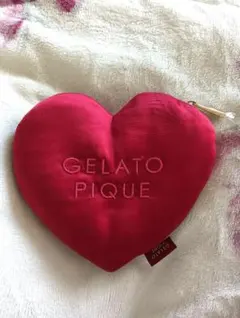 【一旦専用です❣️】新品未使用品ジェラートピケ　ハート型ポーチ バレンタイン限定