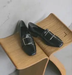 バックルヒールローファーのサムネイル
