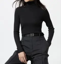 ユニクロ　メリノリブタートルネックセーター　ブラックL 送料込