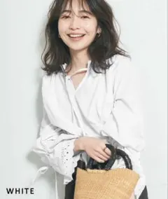 ベースメントオンライン　刺繍スリーブブラウス