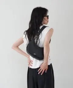 【ともりん様専用】russet WEB限定 ハーフムーン2wayショルダーバッグ