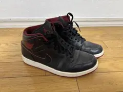 Nike エアジョーダン1 ブラック/レッド