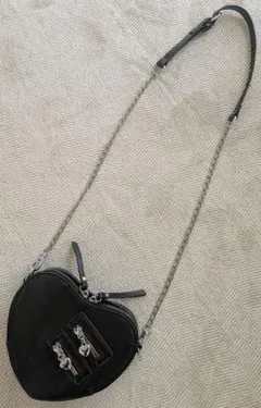 ハート型ショルダーバッグ ブラック