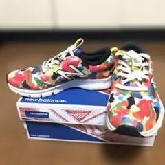 New Balance カラフルスニーカー レア美品　期間限定出品