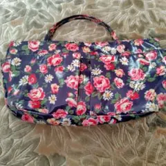 花柄バッグa.v.v