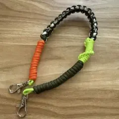 パラコード　バンドストラップ