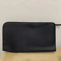 バーニーズ　クラッチバッグ