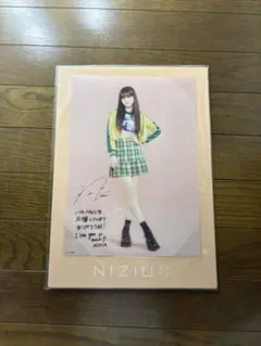 2026年最新】niziuニナ直筆サインの人気アイテム - メルカリ