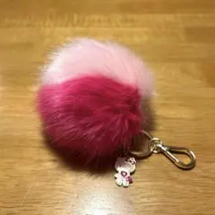 ハローキティ チャーム付きファーキーホルダー