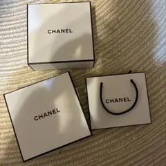 CHANEL ギフトボックス ホワイト