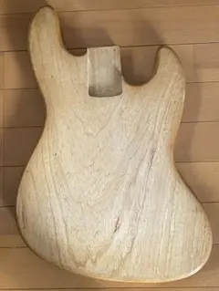 ジャズベース　ボディーのみ ほぼ未使用品!! ミディアムスケールを採用したCoolZ ジャズ