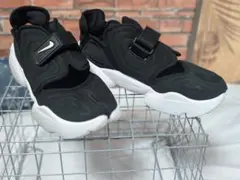 NIKE アクアリフト ブラック ナイキ 黒 サンダル