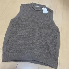 タグ付き新品　マドモアゼルノンノ　ニット　ベスト　Ｌ　綿　カシミヤ