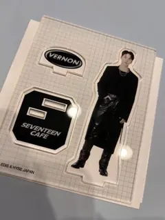 SEVENTEEN カフェ アクスタ バーノン ボノニ