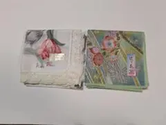 花柄のハンカチ2枚セット