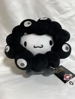大阪万博 サンリオ シナモン 黒ミャクミャク モノクロ カラナビ付きぬいぐるみ ミャクミャク」とサンリオキャラクターズの公式ライセンス商品に