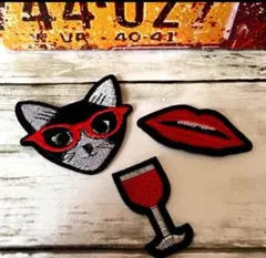 【新品❣️】可愛い　アイロンワッペン 刺繍ワッペン ねこ　猫　3点セット