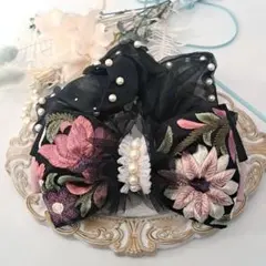 ⭐3023⭐❣️大人可愛い華やかアクセ❣️オリジナル✴インド刺繍リボンシュシュ