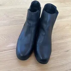 美品　Modello Madrasブラック サイドゴア　ブーツ 23マドラス