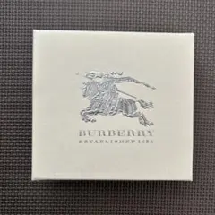 BURBERRY ギフト箱 小型 ロゴ入り