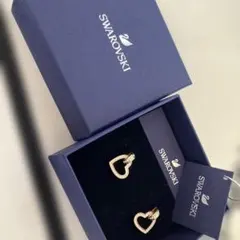 Swarovski ハート型ピアス ゴールド