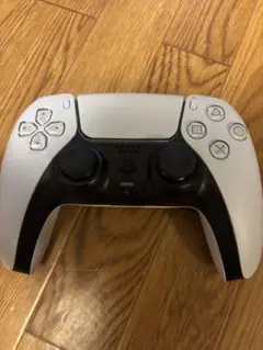 PS5 純正　コントローラー　ホワイト