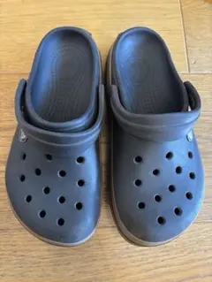 crocs クロックス　 M4 W6 22cm 茶　ブラウン
