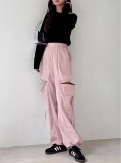 ピンク カーゴパンツ ワイドシルエット