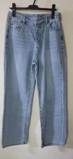 ライトブルー ストレートデニム ボタンフライ