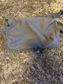 ブラック ナイロン ボディバッグ