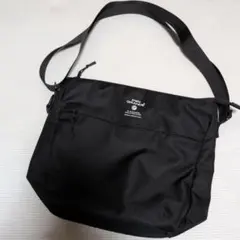アネロ　ショルダーバッグ