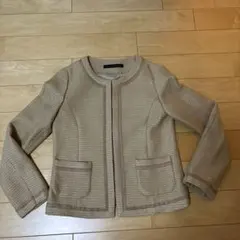ユナイテッドアローズ　ベージュ ノーカラージャケット