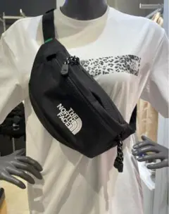 完売！ノースフェイス　MESSENGER　ボディバッグ　ショルダーバッグ　黒