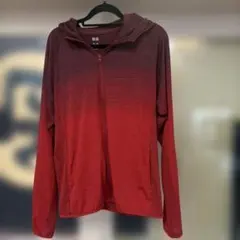 UNIQLO グラデーションメンズ パーカー レッド M