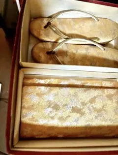 ゴールドの和装用草履とバッグセット