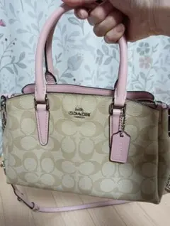 COACHショルダーバッグ ベージュ/ピンク