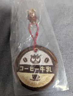 サンリオキャラクターズ　ミルクキャップシアーチャーム　バッドばつ丸