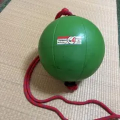 【NISHI】スイングメディシンボール 4kg 緑色 ロープ付き１ NISHI】スイングメディシンボール 4kg 緑色 ロープ付き1 | Mercari