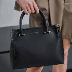 CHARLES & KEITH バッグ
