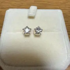 1粒ピアス 合計2カラット モアッサナイト ピアス ハワイ 人工