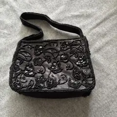 ビーズ刺繍 黒 サコッシュバッグ