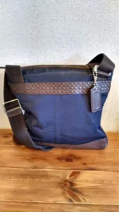 COACH コーチ ミニシグネチャー ショルダーバッグ 斜めがけ クロスボディ