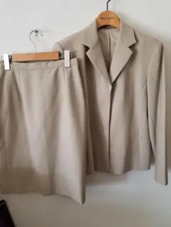 Item thumbnail for item 7769a82c-9a1e-47cc-8b5f-e35b2b111676