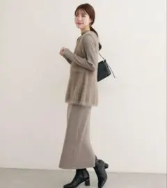 natural coutureフェザーペプラムベスト+リブタイトワンピース　モカ