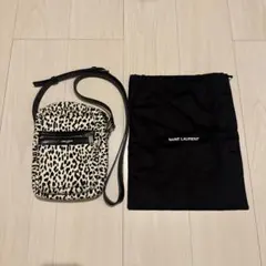 SAINT LAURENT PARISショルダーバッグのサムネイル