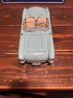 希少 イタリア製 Burago 1/18 シボレー コルベット 1957