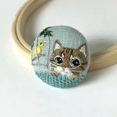 ハンドメイド刺繍ブローチ 2-72 巣立ち、トキの親子 ハンドメイド刺繍ブローチ 2-72 巣立ち、トキの親子 - メルカリ