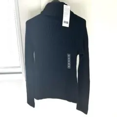 新品タグ付UNIQLO U３Ｄメリノブレンドタートルネックセーター